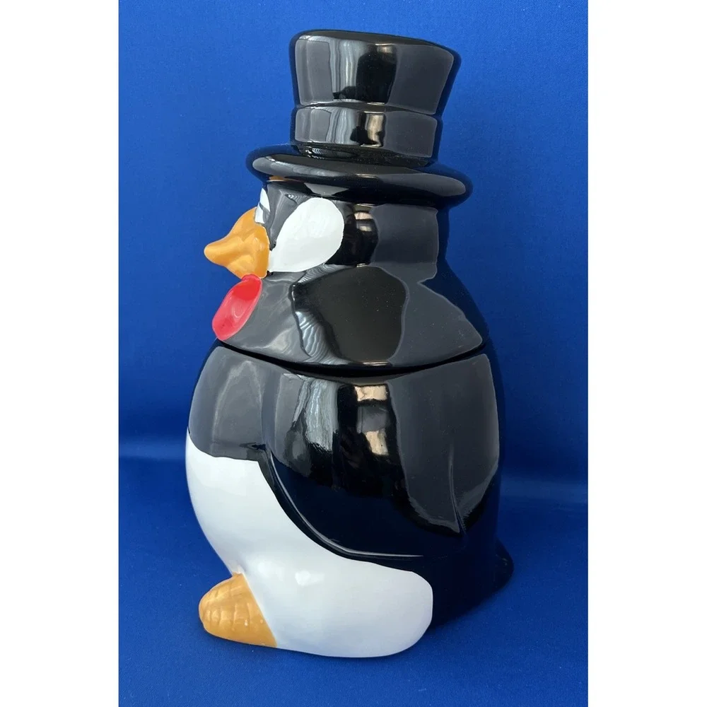 1985 Rare VTG Jay Sly Eyed Penguin Porcelain US Candy Jar, Lidded, 11